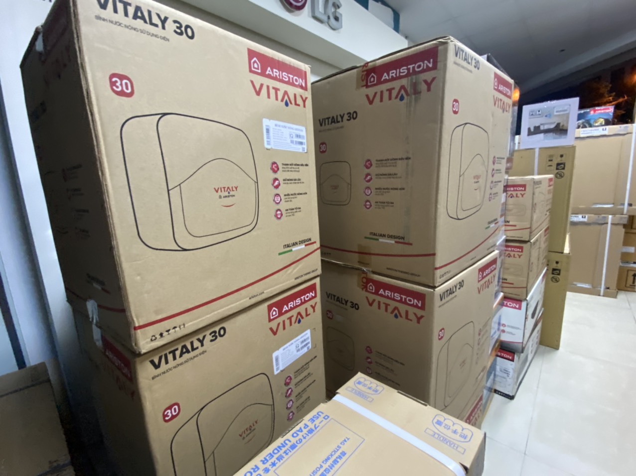 Bình Nóng Lạnh Ariston 30l Vitaly 30