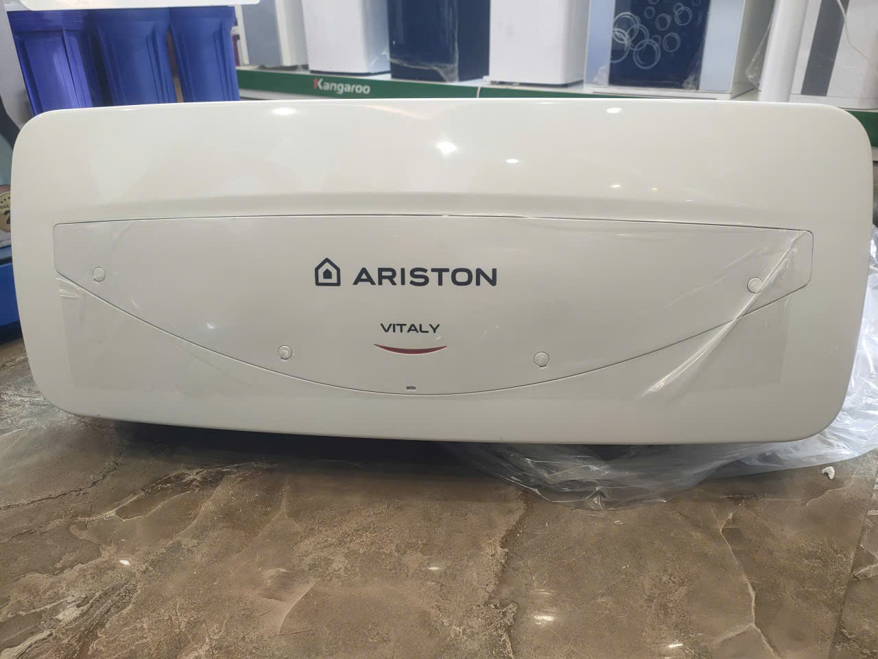 Bình Nóng Lạnh Ariston Vitaly 20 Slim (bình Ngang 20l)