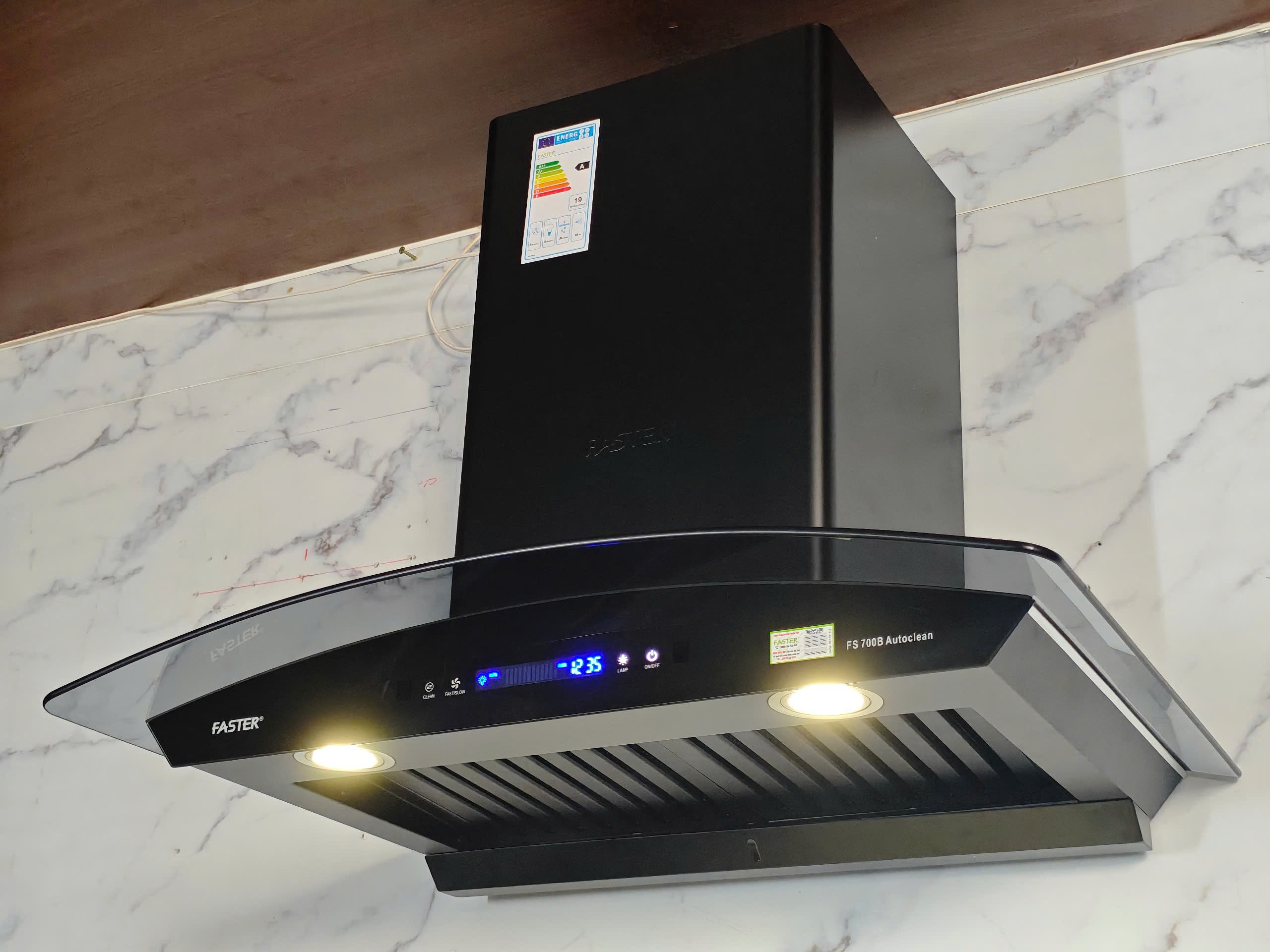 Máy Hút Mùi áp Tường Kính Cong Màu đen Cảm ứng 70cm Faster Fs 700b Autoclean