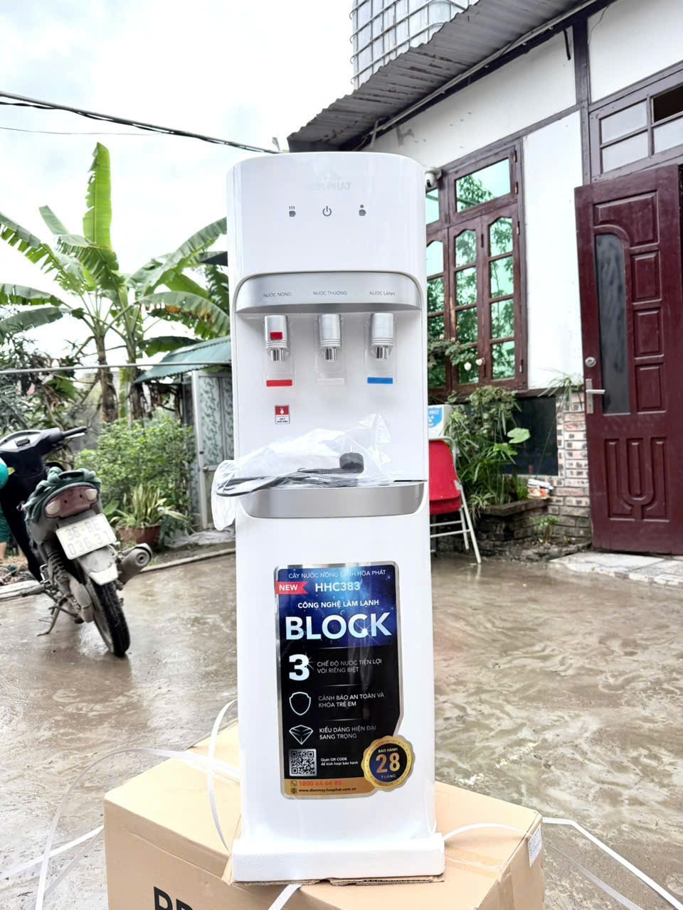 Cây Nước Nóng Lạnh Hút Bình Hòa Phát Hhc383