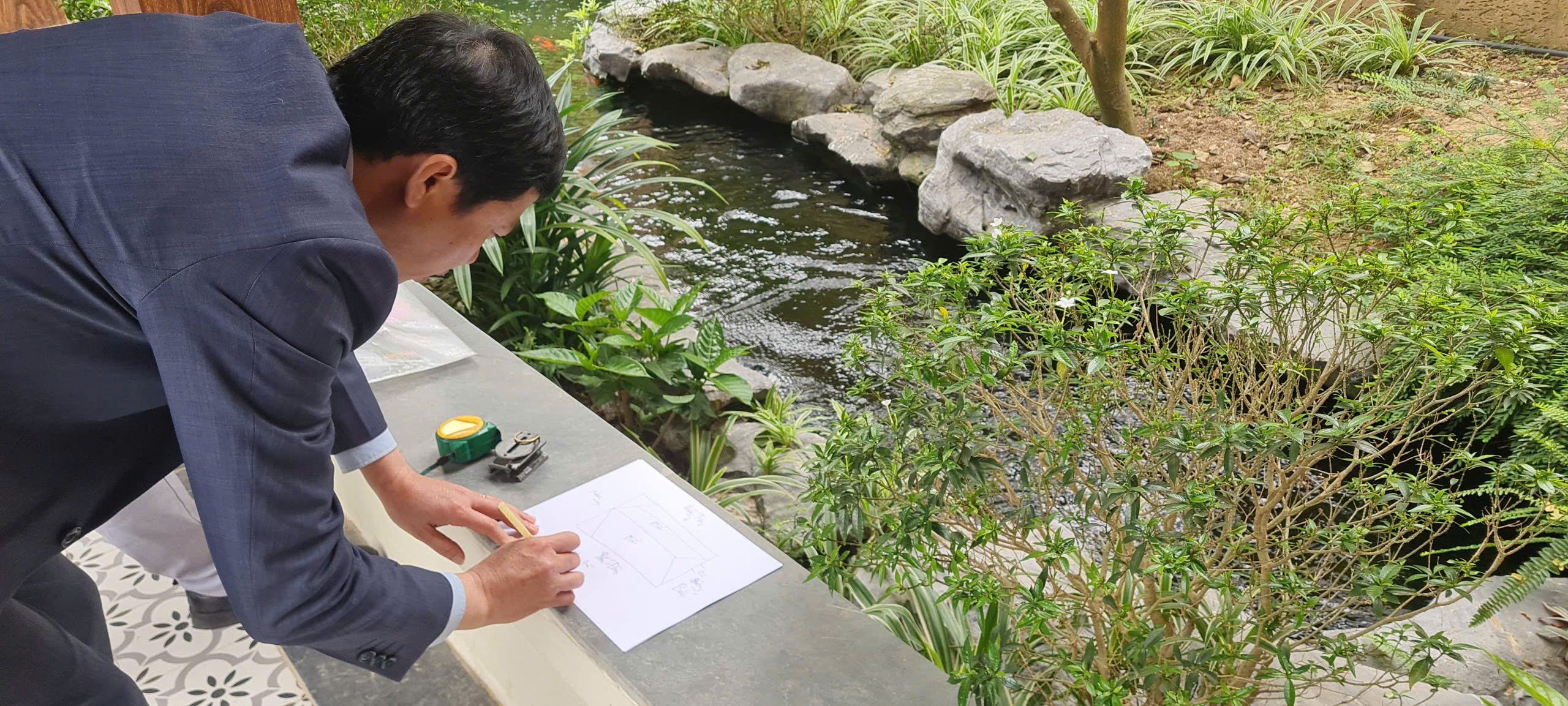 Khảo Sát Lắp điện Mặt Trời Tại Thạch Thất – Khi Kiến Trúc đá Ong Gặp Giải Pháp Năng Lượng Xanh